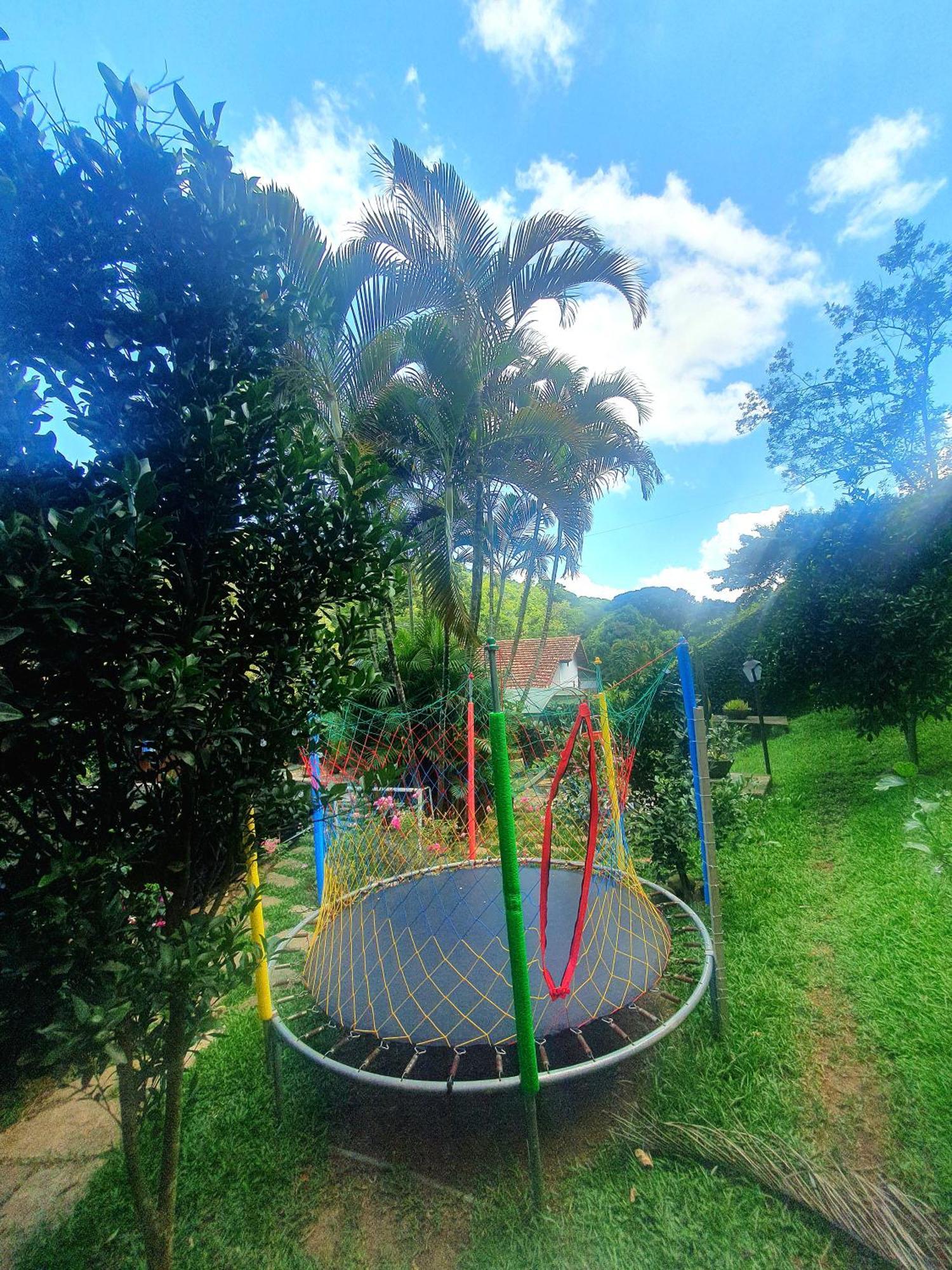 Recanto De Itaipava - Casa Com Forno De Pizza A Lenha, Churrasqueira, Pet Friendly, Equipada Para Ate 6 Pessoas, Em Meio A Natureza E Proxima Ao Centro Do Bairro Petropolis (Rio de Janeiro) Exterior foto